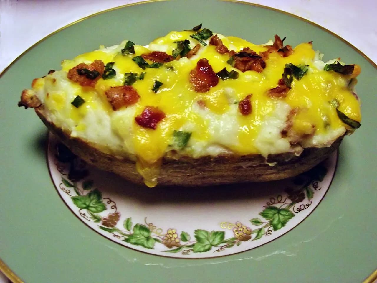 Jacket Potato — Cheese & Bacon